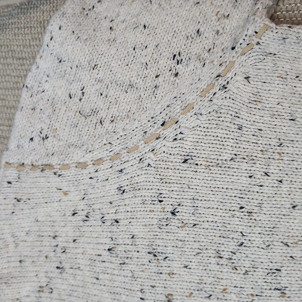 Liz Claiborne Crazy Horse Whipstitch Tweed Sweater NEW Women's L Cream V Neck - Picture 13 of 16